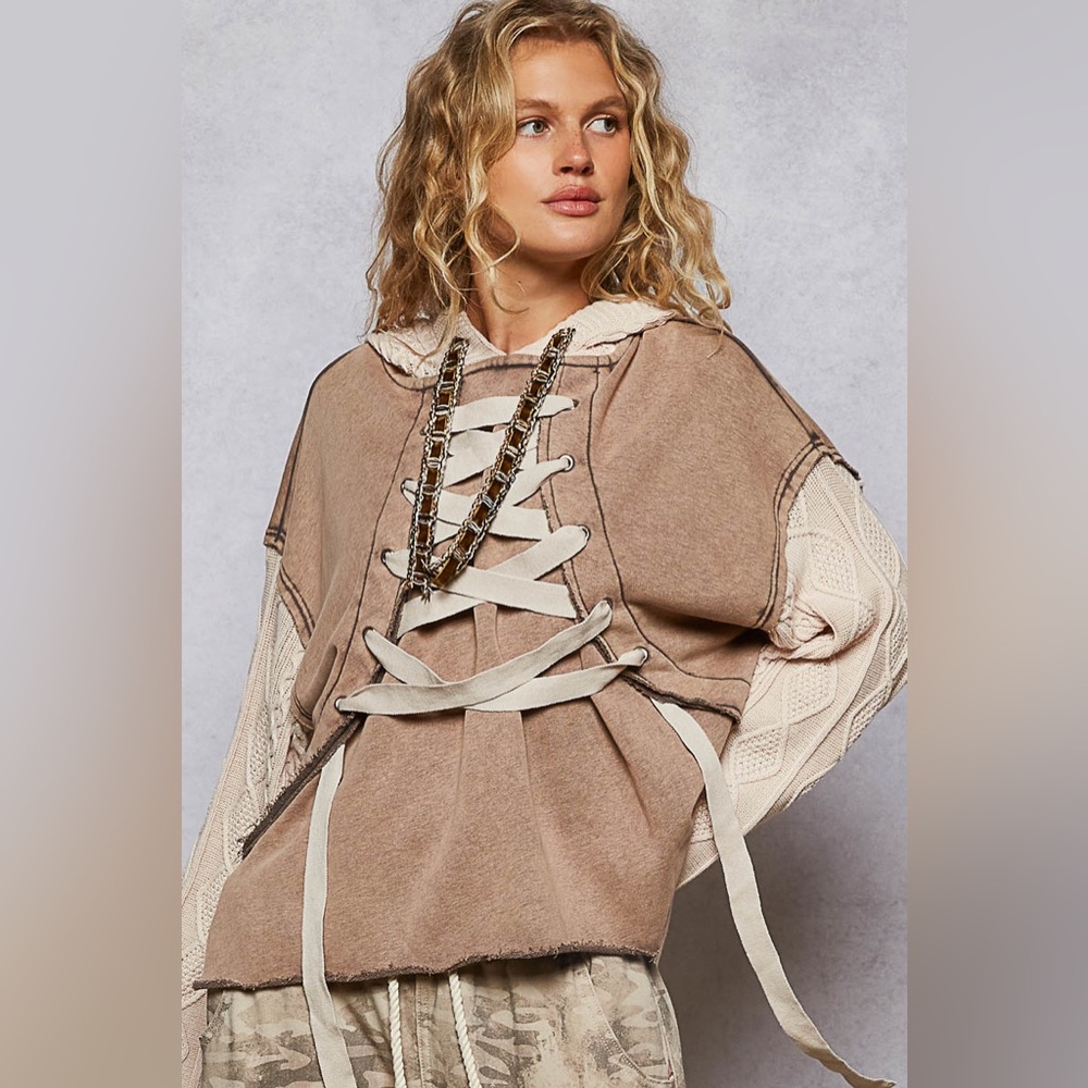 POL Sweater Stylish Lace-Up Sweater with Patterned Sleeves